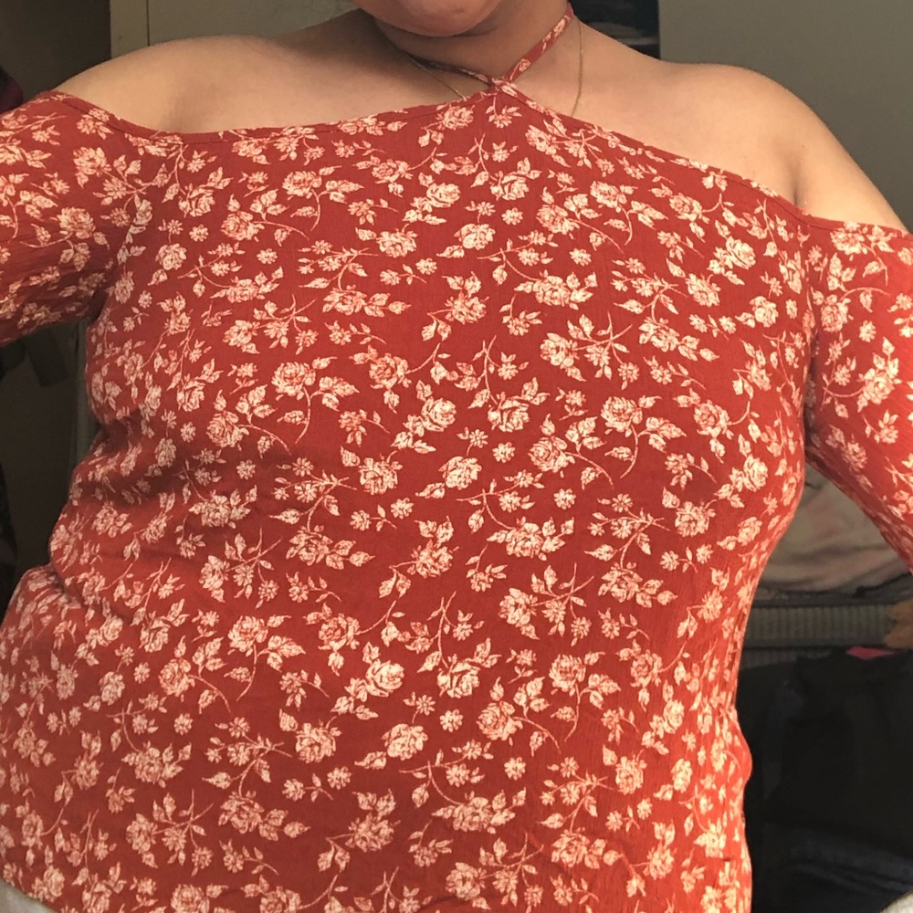 Halter neck tie, floral bell sleeve top